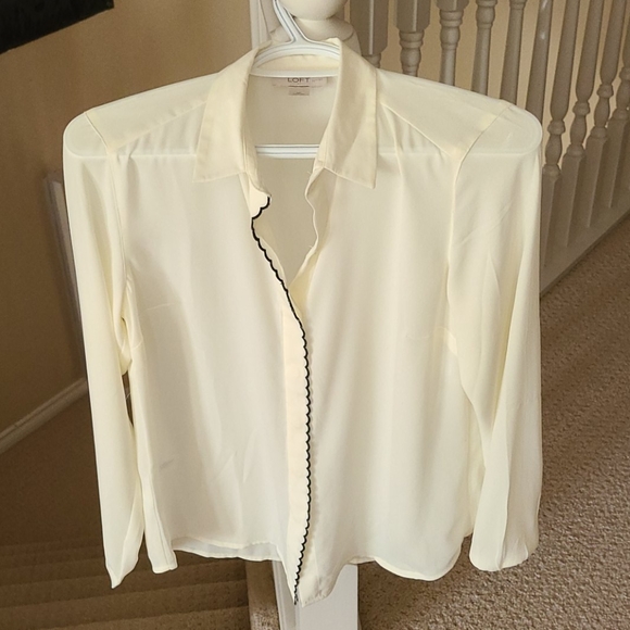 LOFT white button up long sleeve white shirt XS - Picture 1 of 3